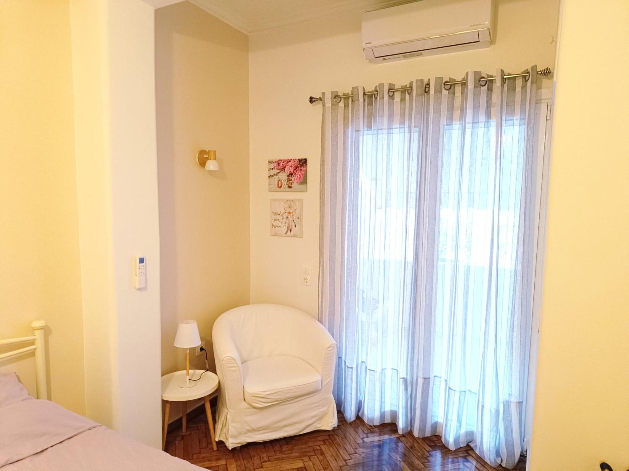 Golden Apartment In Victoria Athens Ngoại thất bức ảnh